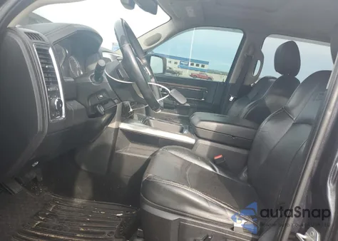 2015 Ram 1500 Laramie z USA, uszkodzony, nr VIN 1C6RR7NT9FS773174